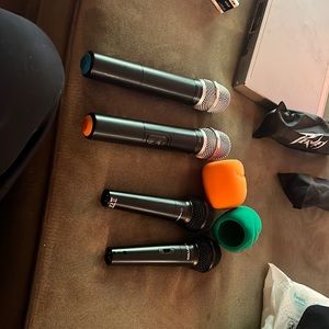 Yamaha speakers , 4 mics (2 are wireless) , 2 mic stands , 2 speakers stands